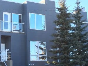 A freshly painted exterior from Mountianview Painters