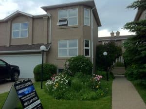 A freshly painted exterior from Mountianview Painters