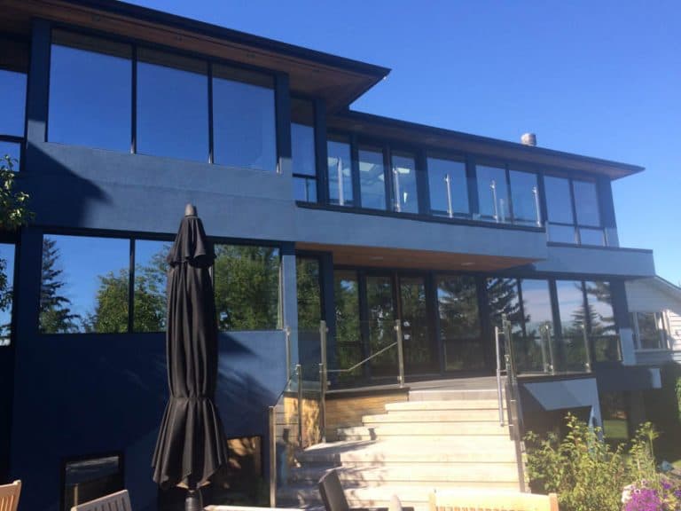 A freshly painted exterior from Mountianview Painters