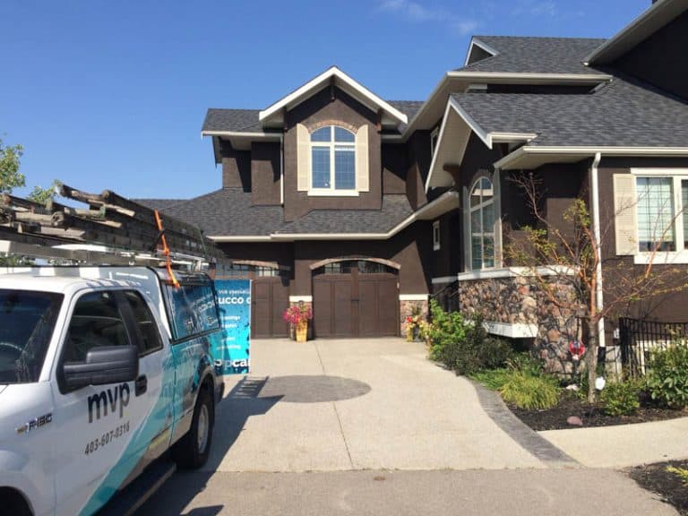 A freshly painted exterior from Mountianview Painters