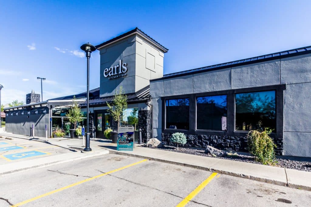 A freshly painted exterior from Mountianview Painters