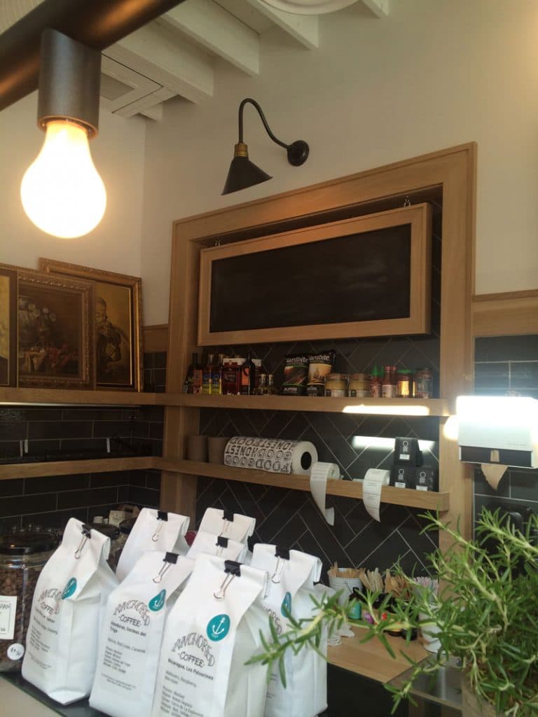 A freshly painted exterior from Mountianview Painters