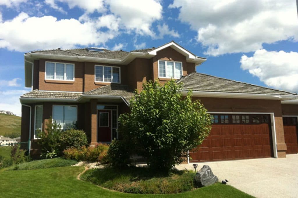 A freshly painted exterior from Mountianview Painters