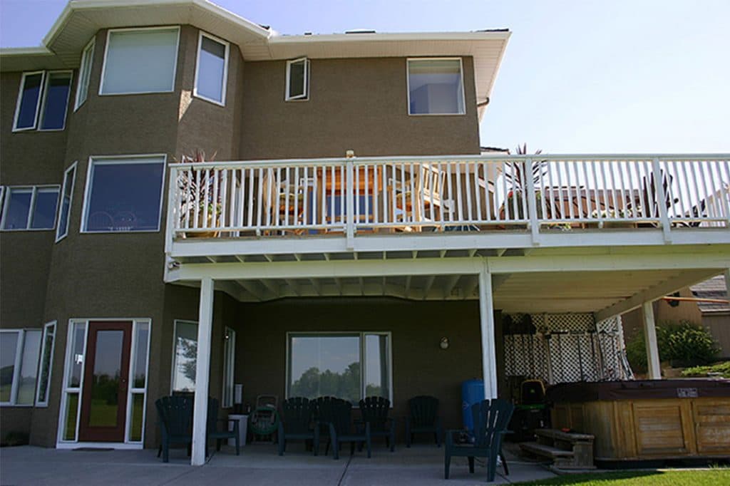 A freshly painted exterior from Mountianview Painters