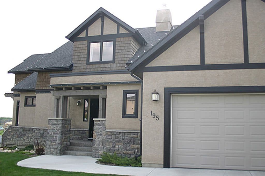 A freshly painted exterior from Mountianview Painters