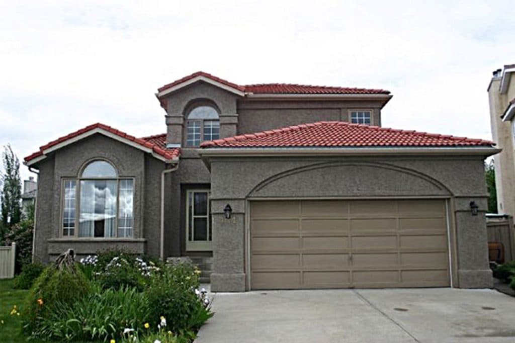 A freshly painted exterior from Mountianview Painters