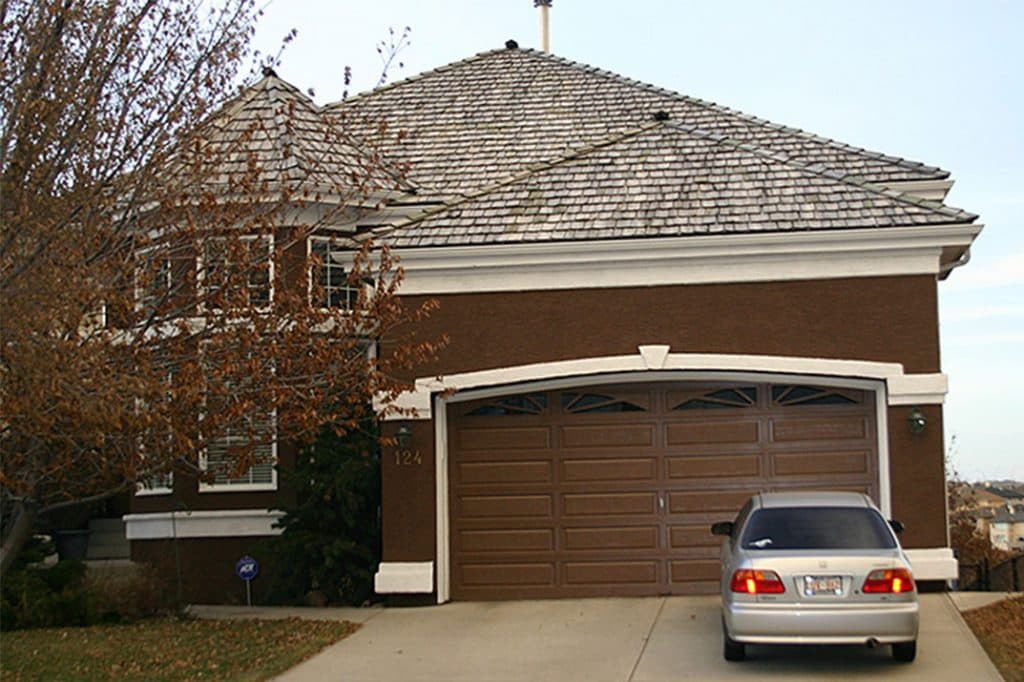 A freshly painted exterior from Mountianview Painters