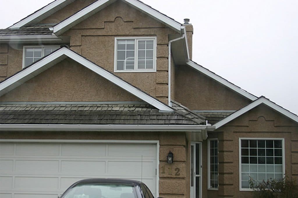 A freshly painted exterior from Mountianview Painters