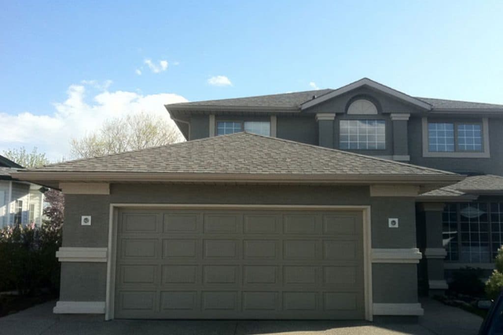 A freshly painted exterior from Mountianview Painters