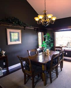 A freshly painted exterior from Mountianview Painters